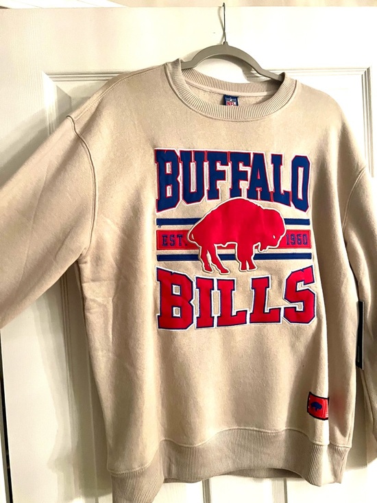Buffalo David Bitton Other - NEW Buffalo Bills Crewneck ULTRA GAME Red & Blue Buffalo Graphic sewn logo. $60.